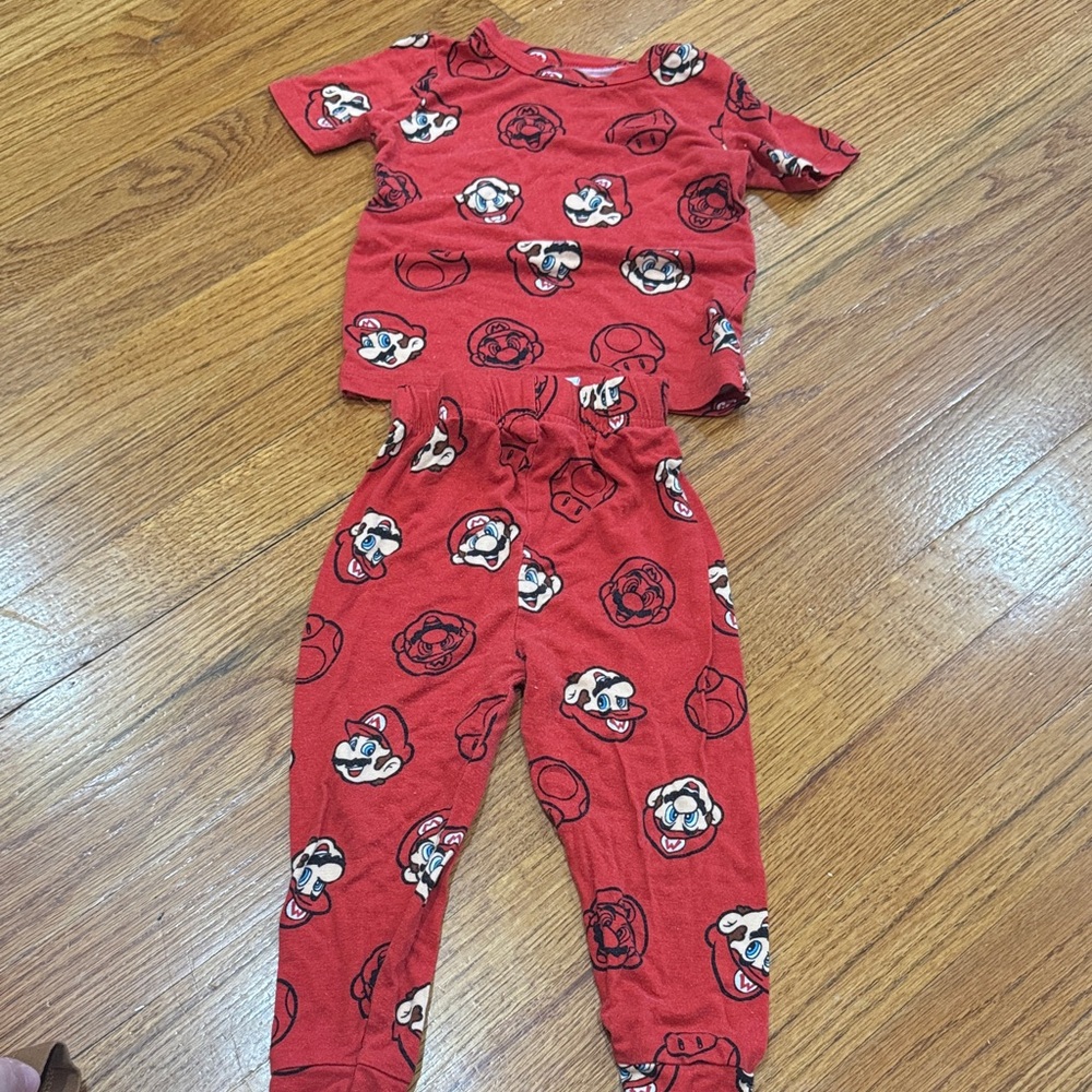 Super Mario pajamas set 2t